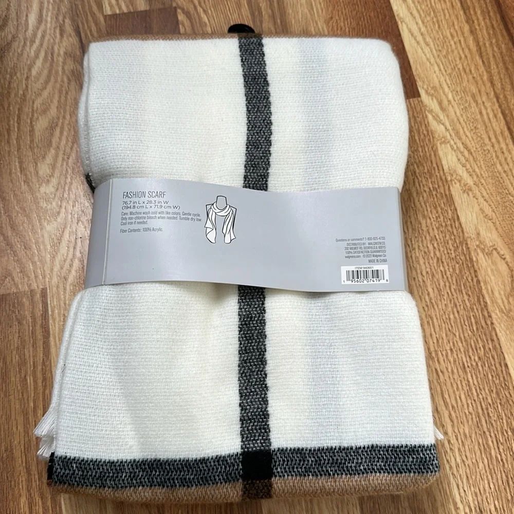 Westloop, fashion, scarf, cream, black, and beige, one size NWt